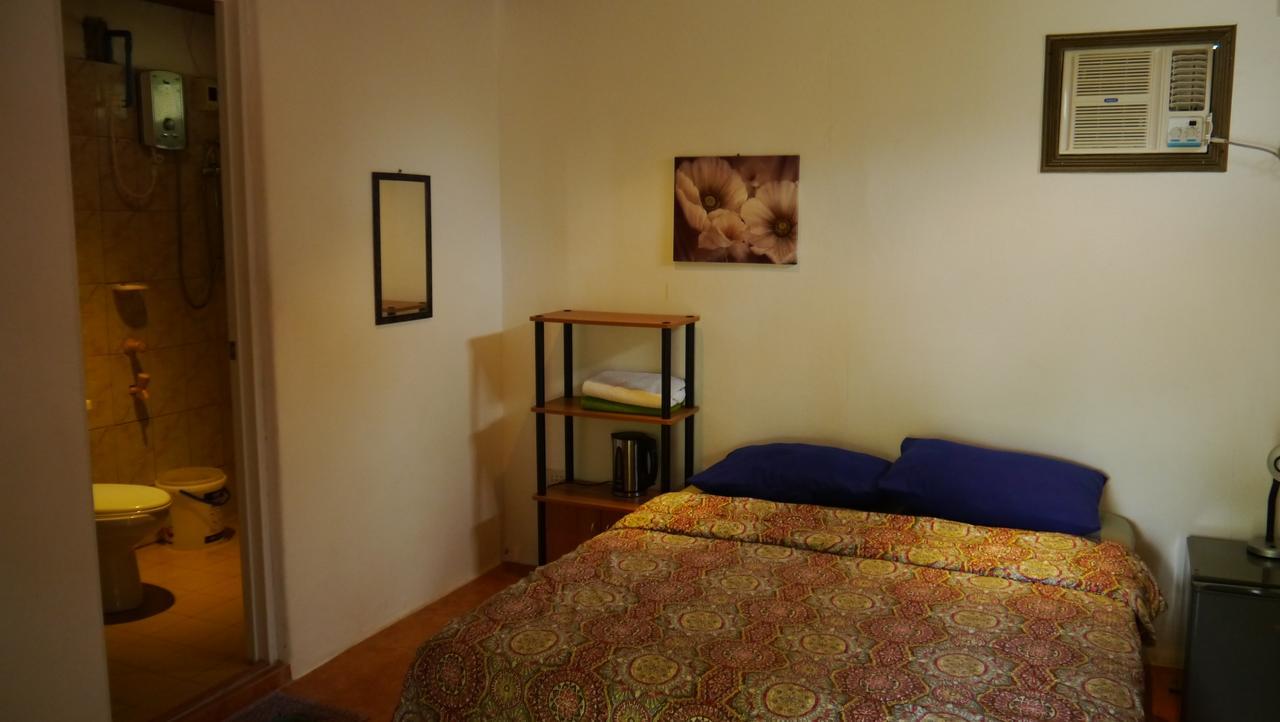 Moalboal T Breeze Coastal Resort Экстерьер фото